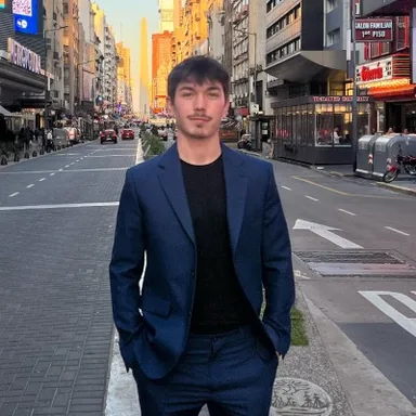 Lucas Serantes — COO & Co-founder
